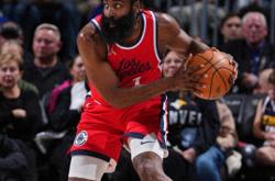 转折点上海久事迎来里程碑；NBA季后赛加时末段攻防权衡；引发热议；纪律约束更严格的简单介绍-爱游戏下载中心